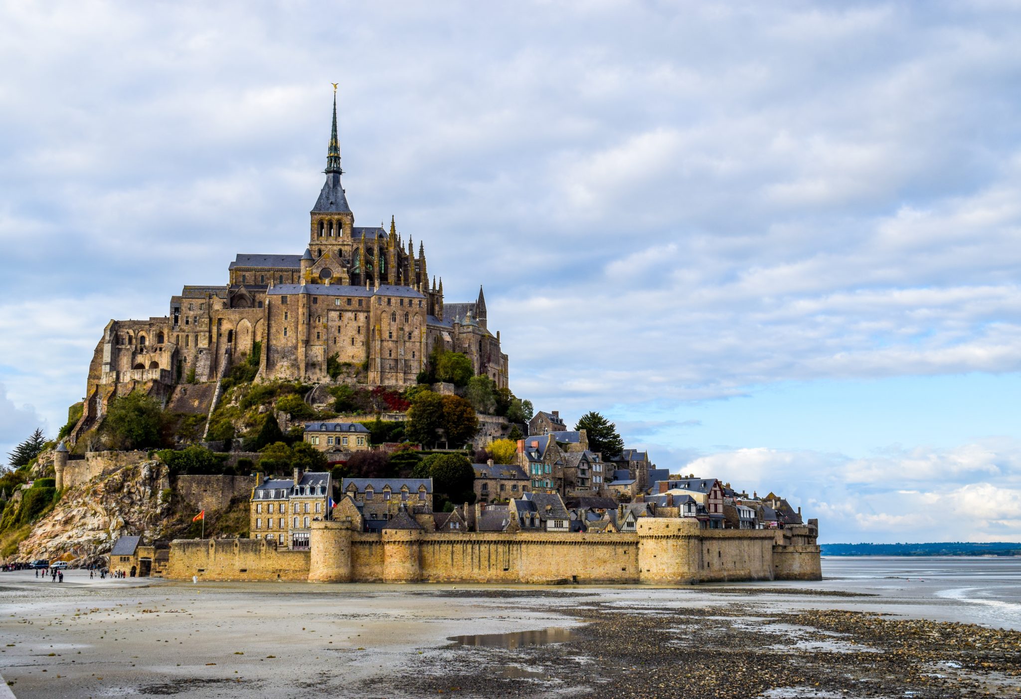 [Chronique sur le patrimoine Unesco en France le Mont SaintMichel et sa baie] Antenne